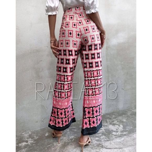 LAST 1! 🔥ZARA GEOMETRIC PRINTED PANTS - Picture 5 of 12
